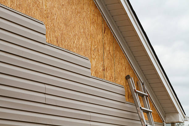 24/7 Emergency Siding Repair experts in Spring Lake, NC